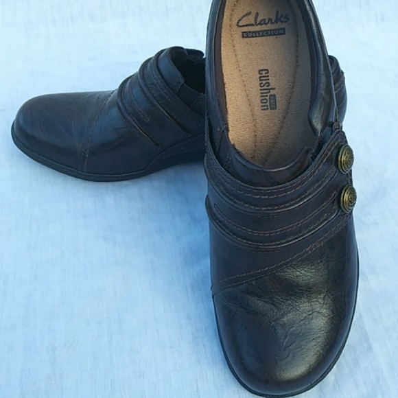 round toe clarks loafers womens